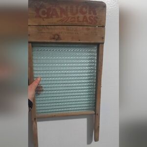 Classic Canadiana! Canuck Glass Vintage Wash Board: Washing Washer Laundry Room